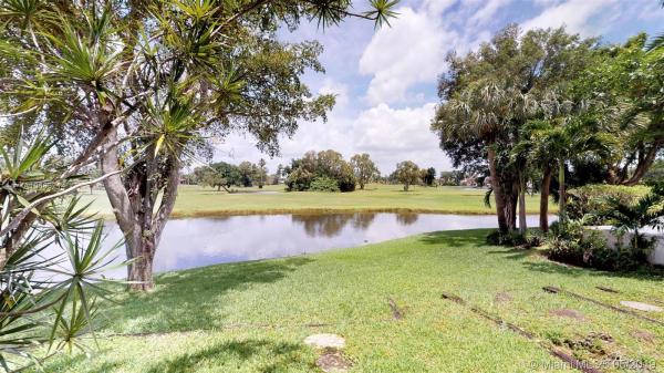 Country Club Of Miami, 6807 Brookline Dr #6807, Hialeah, Florida 33015, image 2