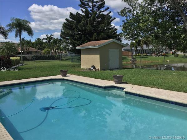 Orange Tree Lakes, 1201 SW 128th Dr, Davie, Florida 33325, image 2