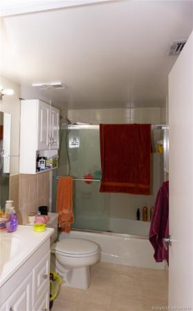 Greenwich, 1470 NE 123rd St #A902, North Miami, Florida 33161, image 2