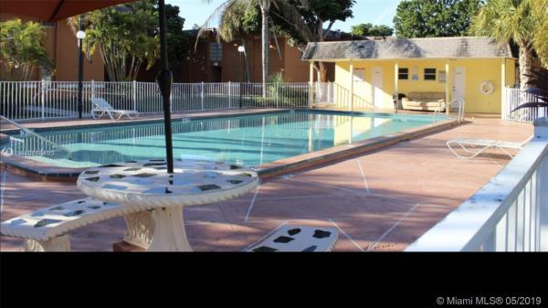 Sunset Palms East, 9437 SW 76th St #V18, Sunset, Florida 33173, image 2