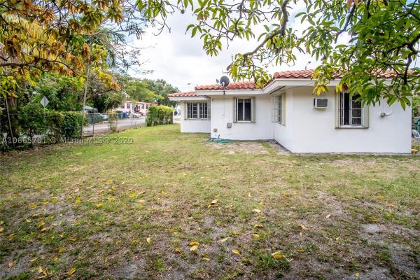 Emerald Court, 6601 NE 1st Ave, Miami, Florida 33138, image 2