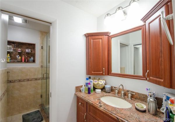 Les Chalets, 707 SW 100th Ct Cir, Fountainebleau, Florida 33174, image 2