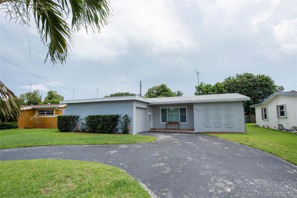 Miramar Isles, 6764 Camelia Dr, Miramar, Florida 33023, image 2