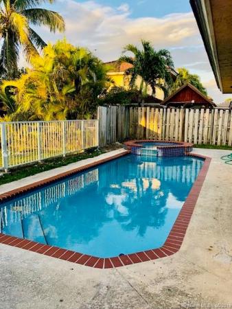 15321 SW 36th St, Unincorporated Dade County, Florida 33185, image 2