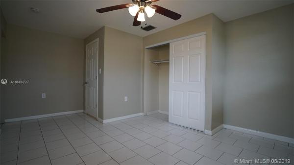 Carol City, 17425 NW 48th Ct, Miami Gardens, Florida 33055, image 2