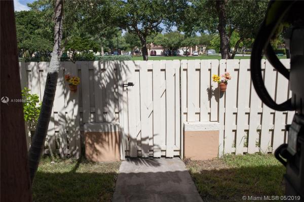Spicewood, 23764 SW 109th Ave, Princeton, Florida 33032, image 2