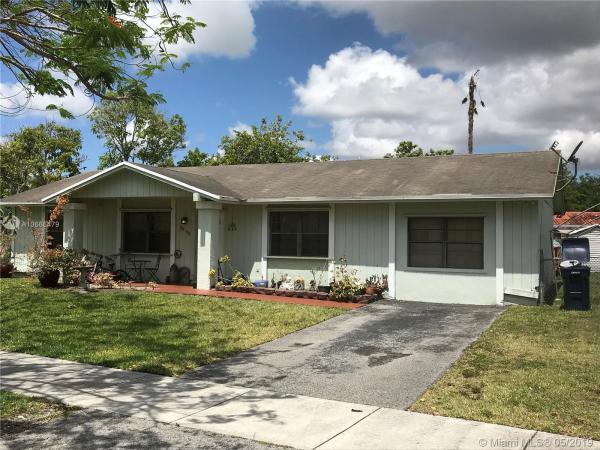 Westwind Lakes, 15019 SW 67th Ln, Kendall West, Florida 33193, image 2