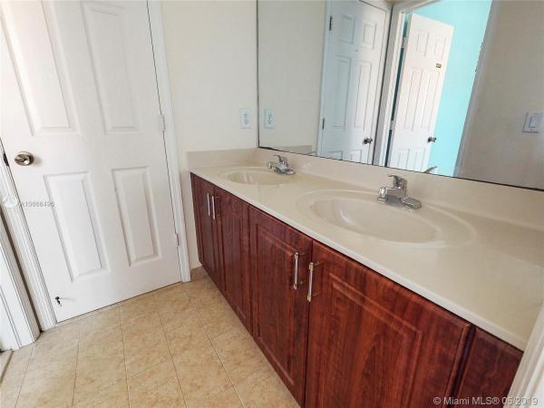 15621 SW 29th Ter, Unincorporated Dade County, Florida 33185, image 2