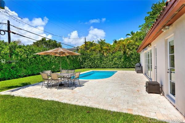 Coral Gables Country Club, 3320 Anderson Rd, Coral Gables, Florida 33134, image 2