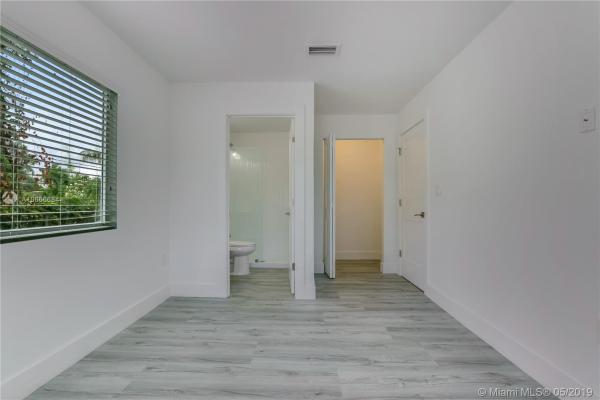 5855 SW 46th Ter, Unincorporated Dade County, Florida 33155, image 2