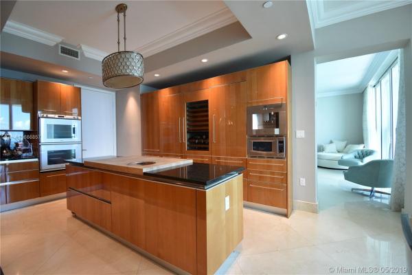 Turnberry Ocean Colony South Tower, 16047 Collins Ave #1103, Sunny Isles Beach, Florida 33160, image 2
