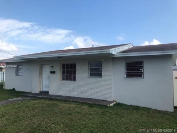 Symmes Sharman, 11915 SW 215th St, Goulds, Florida 33177, image 2