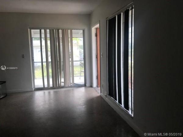 Lantana Heights, 917 W Central St, Lantana, Florida 33462, image 2