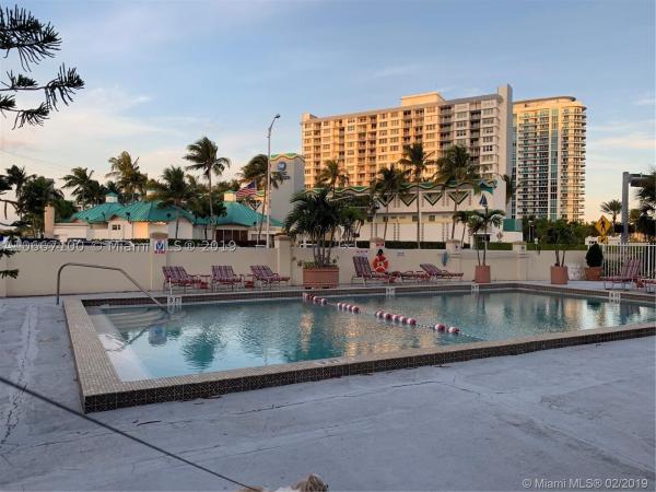 North Bay White House, 1770 79th St Cswy #D312, North Bay Village, Florida 33141, image 1