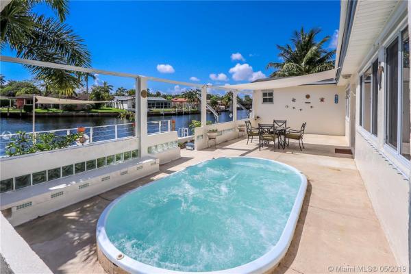 Sunset Isles, 1627 N 28th Ct, Hollywood, Florida 33020, image 2