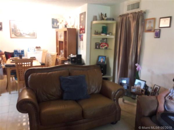 Royale Green, 12821 SW 43 Dr #132, Kendale Lakes, Florida 33175, image 2