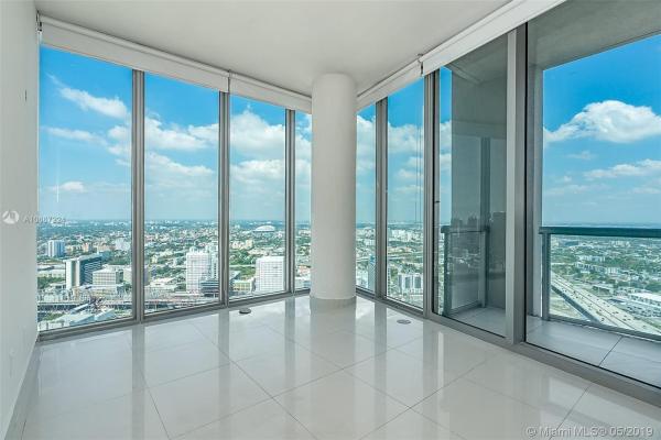 MarinaBlue, 888 Biscayne Blvd #5301, Miami, Florida 33132, image 2