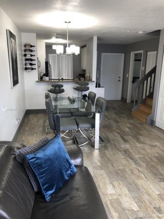 Weitzer Serena Lakes Townhomes, 17549 SW 140th Ct #17549, Richmond West, Florida 33177, image 2