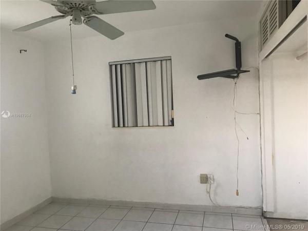 Fairlawn Estates, 4051 SW 97th Pl, Olympia Heights, Florida 33165, image 2