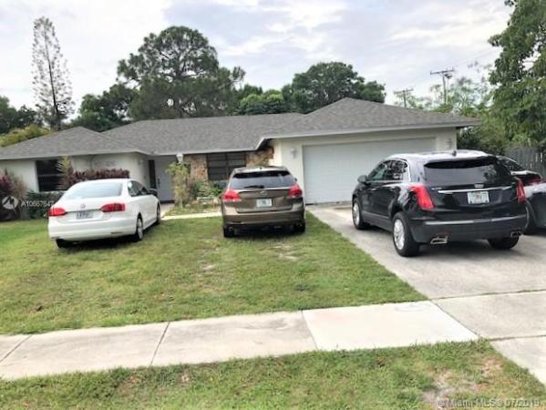 Pinewood East 2 Of Wellington, 12142 S Old Country Rd S, Wellington, Florida 33414, image 2