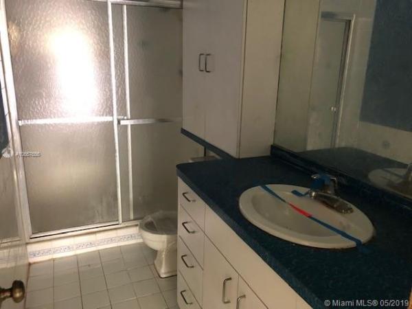 Woodside In Kendall, 9611 SW 77th Ave #302-A, Kendall, Florida 33156, image 2