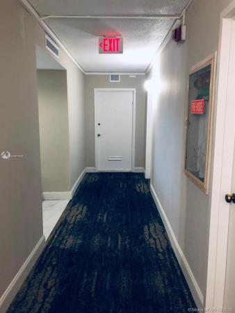 Del Prado South Towers, 18031 Biscayne Blvd #802-3, Aventura, Florida 33160, image 2