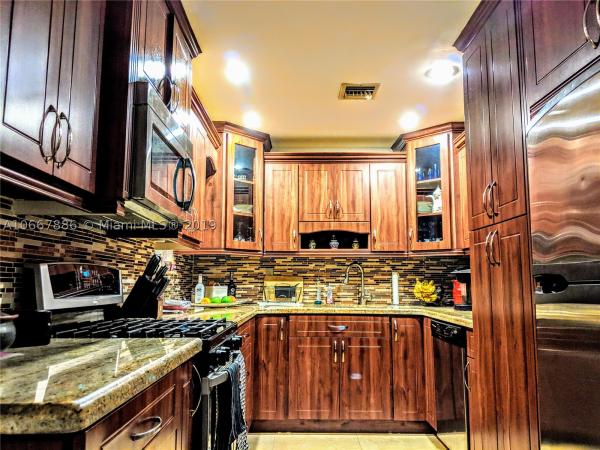 5735 SW 48th St, Unincorporated Dade County, Florida 33155, image 2