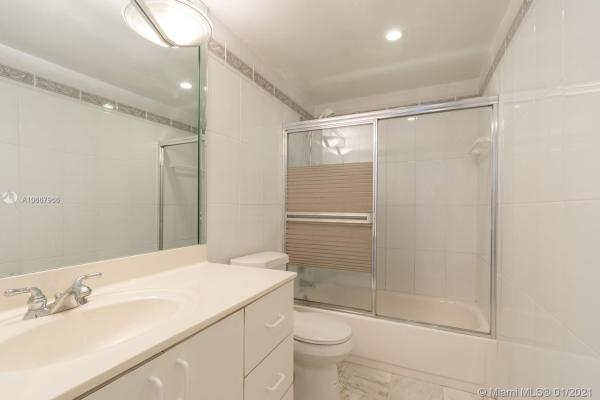 Corinthian, 5825 Collins Ave #6C, Miami Beach, Florida 33140, image 2