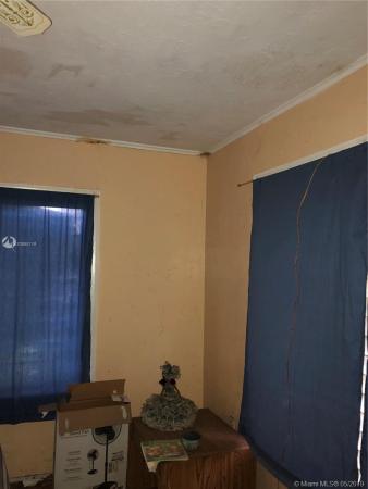 Green Oaks, 1536 NE 131st Rd, North Miami, Florida 33161, image 2