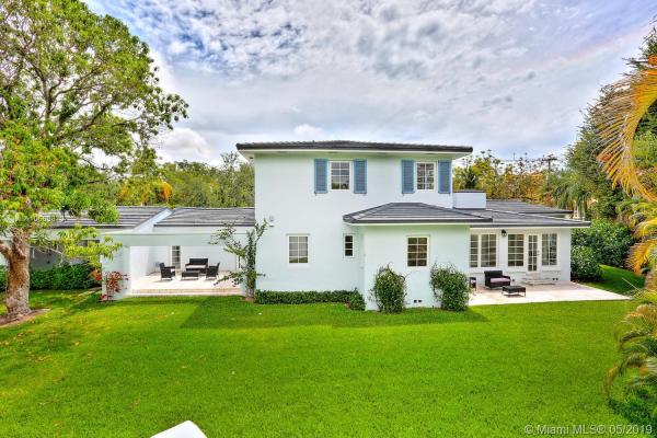 Granada, 2320 Segovia Cirle, Coral Gables, Florida 33134, image 2