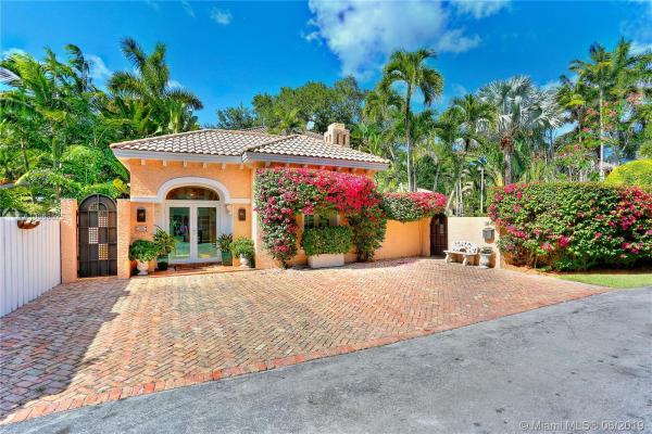 Ye Little Wood, 3845 Wood Ave, Miami, Florida 33133, image 2