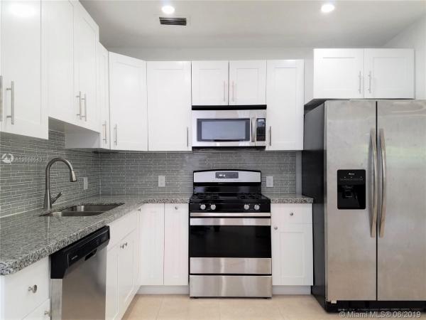 Biscayne Highlands, 1111 NE 141st St, North Miami, Florida 33161, image 2