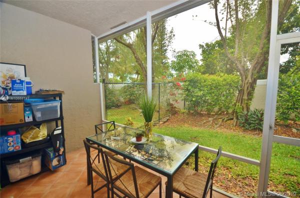 Regency Homes At Fairway Isles, 8000 S Aragon Blvd #2, Sunrise, Florida 33322, image 2