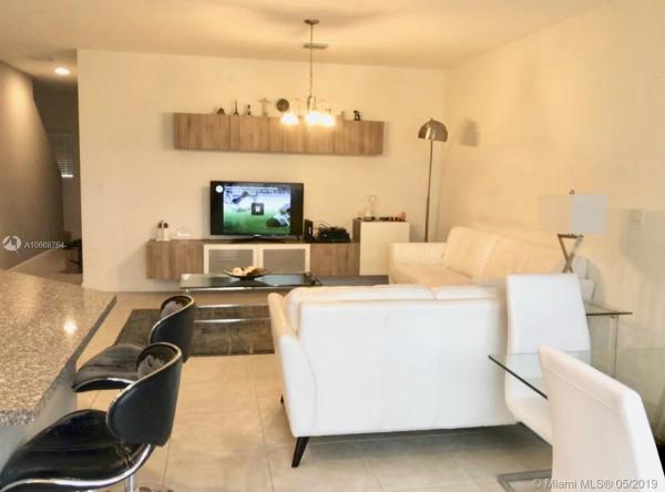 Champion Lakes, 358 NE 194th Ter #358, Ives Estates, Florida 33179, image 2