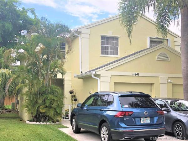 Amaretto, 11841 SW 99th St #11841, Kendall, Florida 33186, image 2