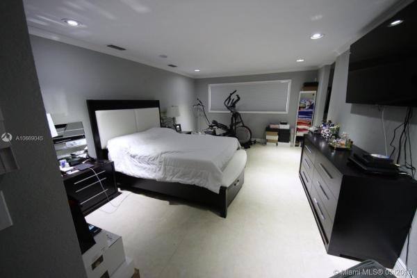 University Park West, 35 SW 136th Ave, Tamiami, Florida 33184, image 2