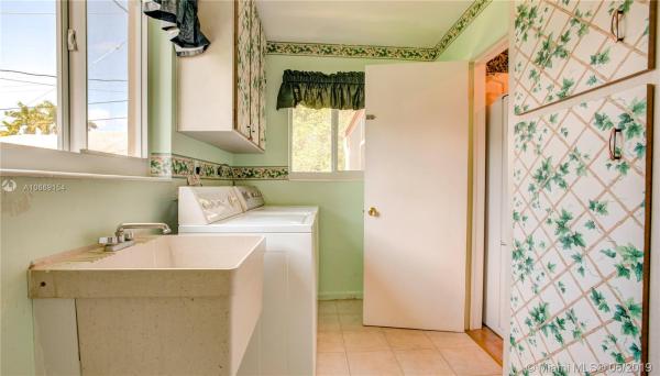 Kendall Point, 8601 SW 84th Ave, Kendall, Florida 33143, image 2