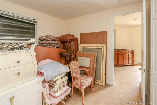 Ambience, 10091 SW 90th Ave, Kendall, Florida 33176, image 2
