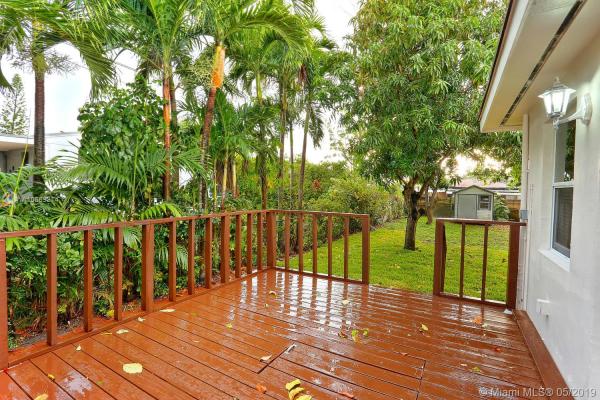 Coral Way Park, 2324 SW 61st Ave, Coral Terrace, Florida 33155, image 2
