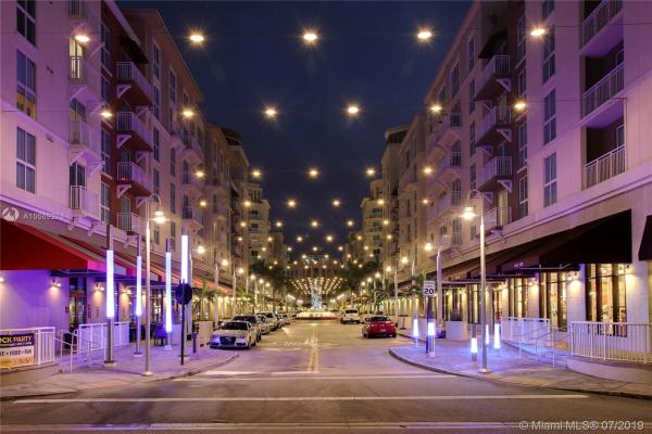 Downtown Dadeland, 7290 SW 90th St #208, Kendall, Florida 33156, image 2