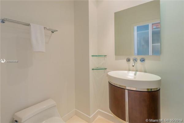 Two Tequesta Point, 808 Brickell Key Dr #304, Miami, Florida 33131, image 2