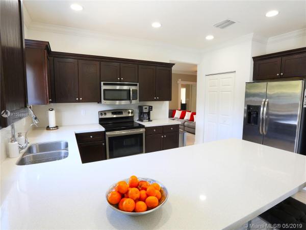14517 SW 9th St, Unincorporated Dade County, Florida 33184, image 2