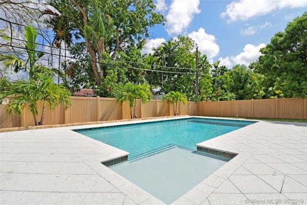 4391 SW 15th St, Unincorporated Dade County, Florida 33134, image 2