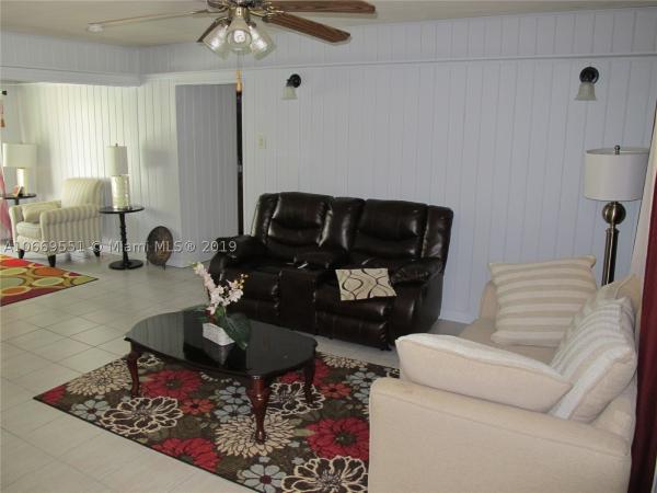7817 Normandy St, Miramar, Florida 33023, image 2