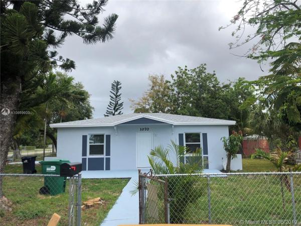 Curtiss Park, 1070 Sultan Ave, Opa-Locka, Florida 33054, image 2