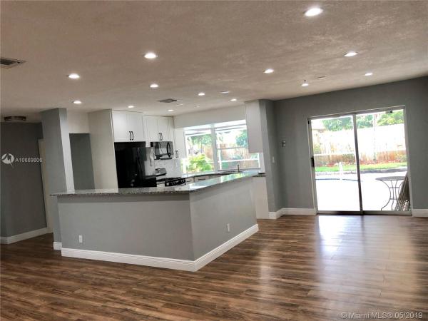 Miramar Tropical, 7956 Venetian St, Miramar, Florida 33023, image 2