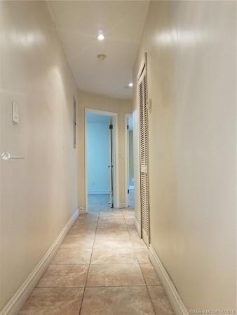 Country Club Estates, 617 Palmetto Dr, Miami Springs, Florida 33166, image 2