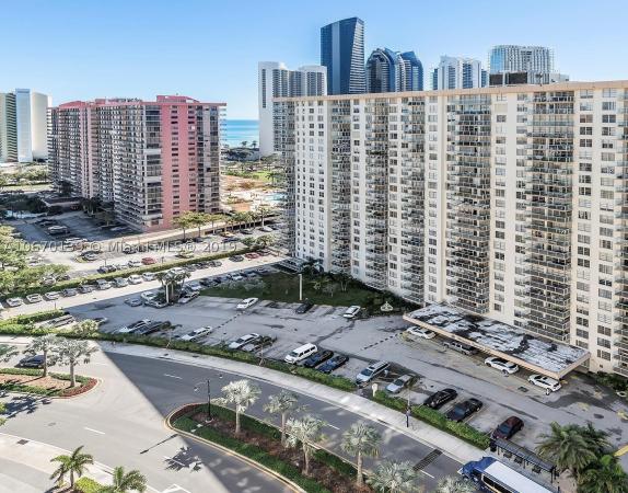 Winston Towers 400, 231 174 #2208, Sunny Isles Beach, Florida 33160, image 2