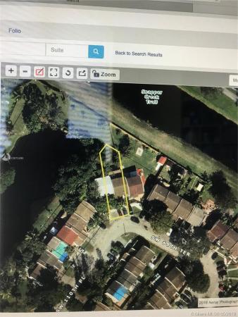 Snapper Creek Townhouses, 6950 SW 110th Pl, Kendall, Florida 33173, image 2