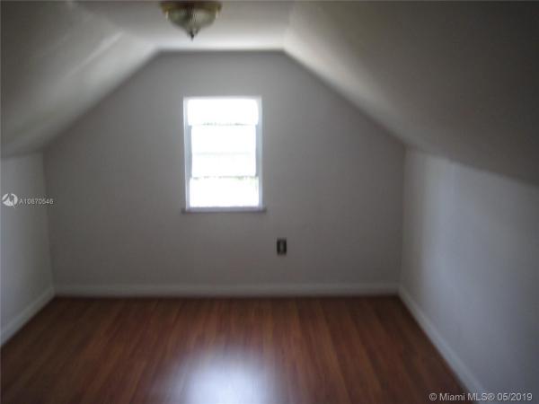 Greenacres, 4410 NW 21st Ave, Brownsville, Florida 33142, image 2